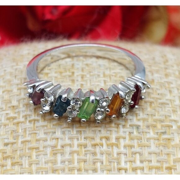 Cute Silver Tone Clear & Colorful Crystal Fashion Ring Size 7 - Picture 1 of 9